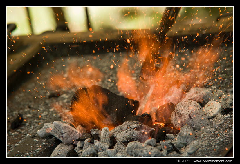 scenery fire vuur smid blacksmith
Keywords: Aarschot 2009 camp kamp vuur fire smid blacksmith smid