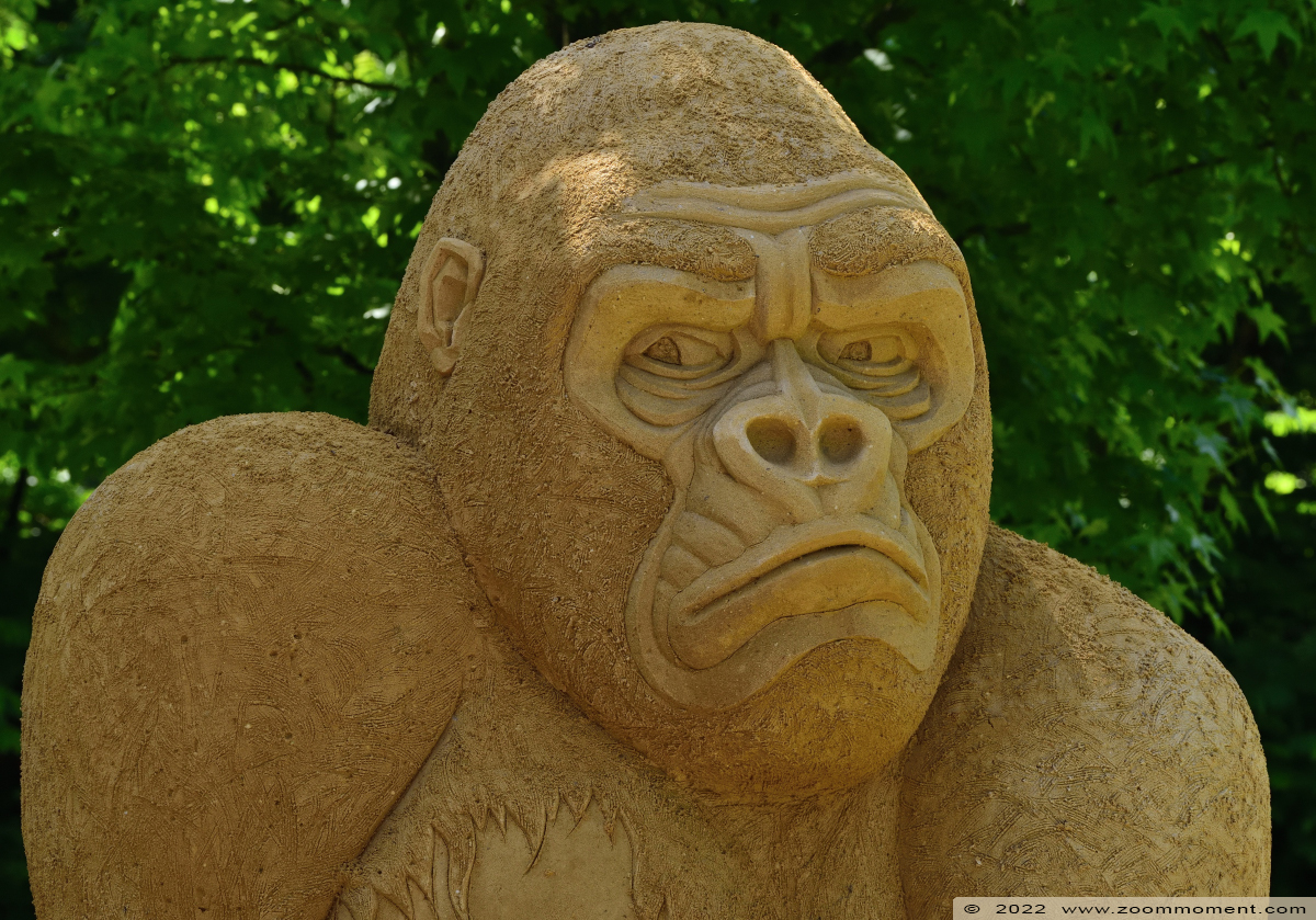 zandsculptuur Zoo van zand sandsculpture
Trefwoorden: Gaiazoo Nederland zandsculptuur Zoo van zand sandsculpture gorilla